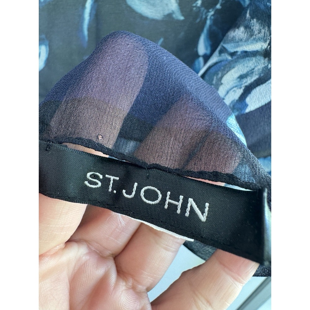 st. John Silk Scarf Wrap Blue White Floral - Picture 3 of 10